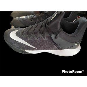 New Nike Zoom Shift TB Black 12.5 Men’s 897811-001 Basketball
